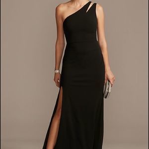 (Like New) David’s Bridal Cutout one-shoulder crepe gown with skirt slit